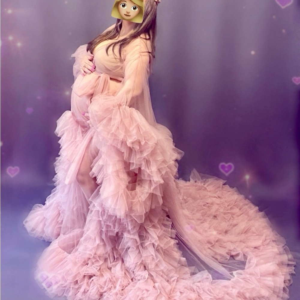 Elegant Pink Ruffled Maternity Gown/Robe - Perfect For Maternity Photoshoot